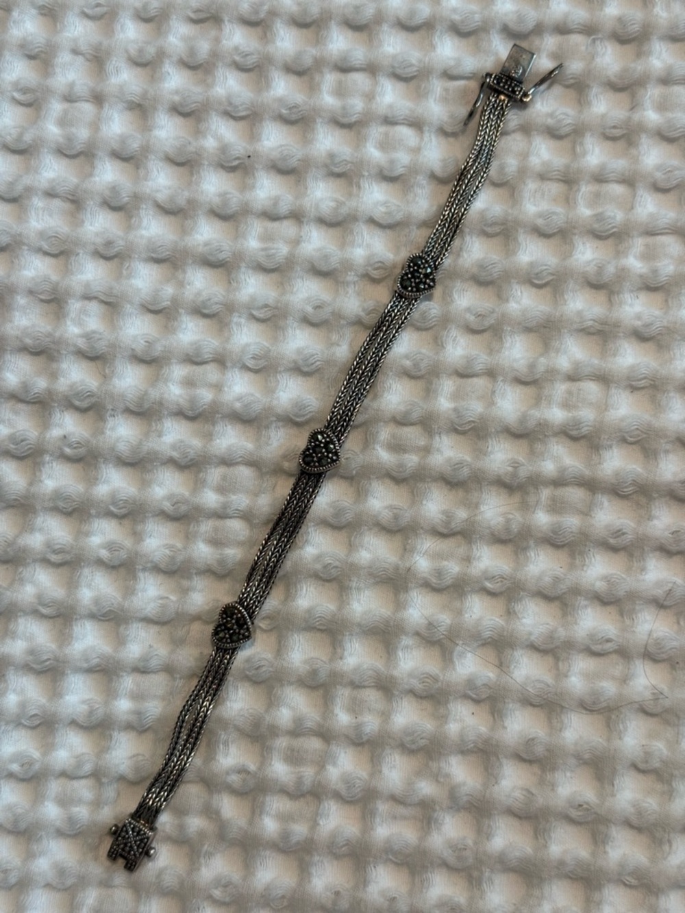925 Sterling Silver Marcasite Heart Multi Strand Bracelet Vintage Italy Style - Picture 3 of 4